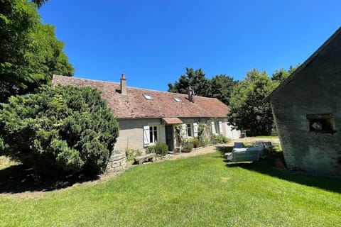 Property building, Garden view