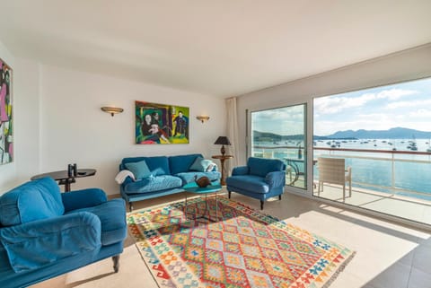 Living room, Seating area, Sea view