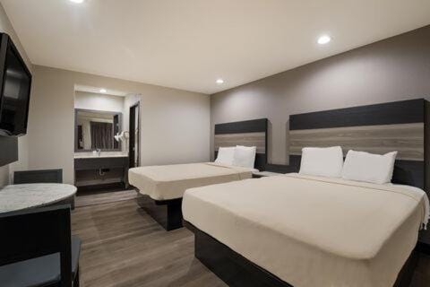 Rodeway Inn San Bernardino and Redlands Hotel in Colton