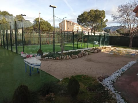 Garden, Swimming pool