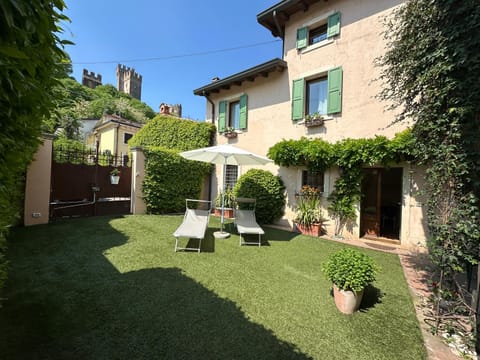 Property building, Garden