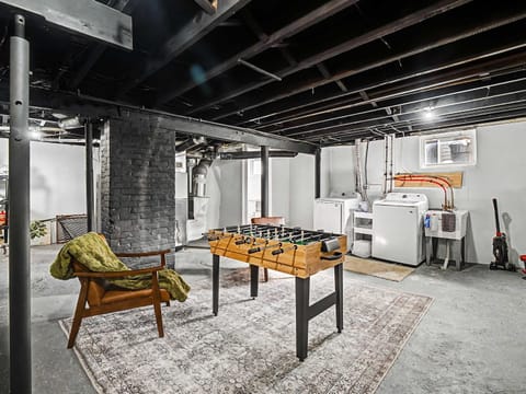 Newly Renovated and Designed Near Downtown House in Cleveland Heights