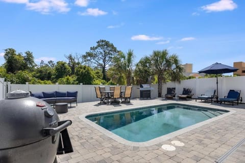 Patio, Day, Natural landscape, Pool view, Swimming pool, sunbed