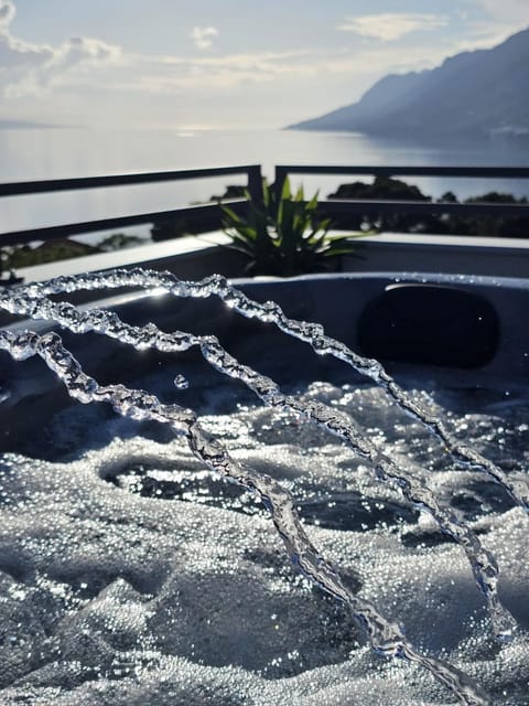 Natural landscape, Mountain view, Sea view