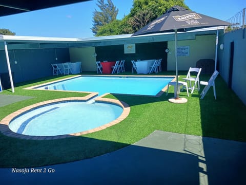 Swimming pool, Swimming pool