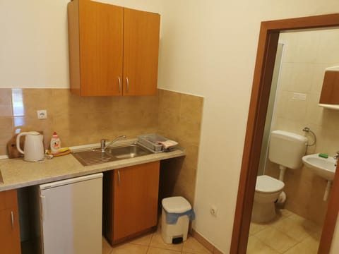 Apartmani Rozić Zaostrog Bed and Breakfast in Dubrovnik-Neretva County