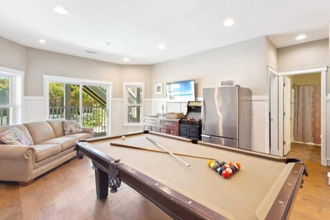 1613 - Awakening Sun House in Corolla