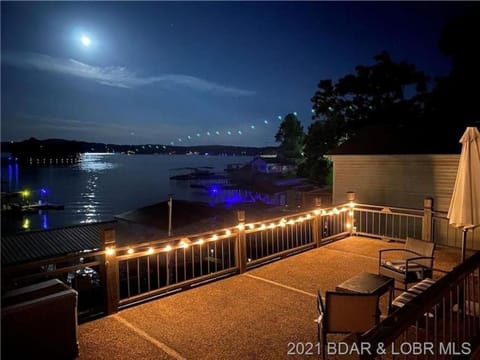 Natural landscape, View (from property/room), Balcony/Terrace, Lake view