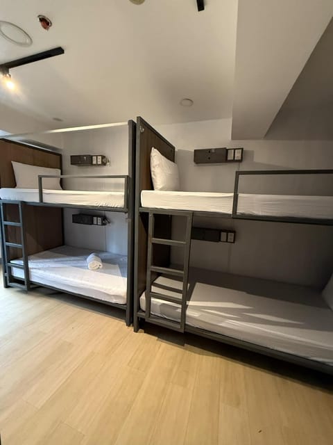 bunk bed
