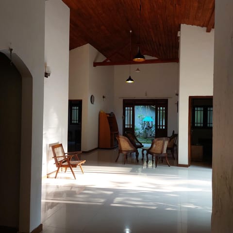 Seating area