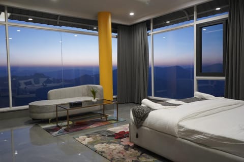 Bed, Living room, Photo of the whole room, Seating area, Bedroom