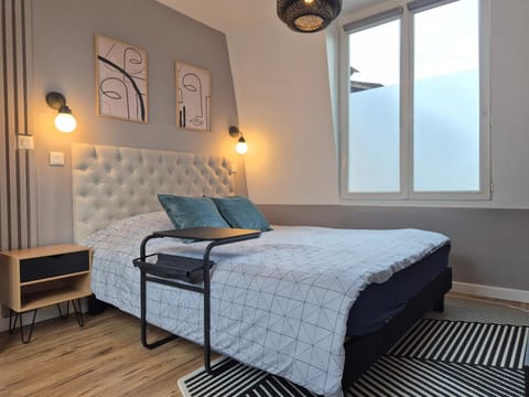 Bed, TV and multimedia, Bedroom, heating, internet
