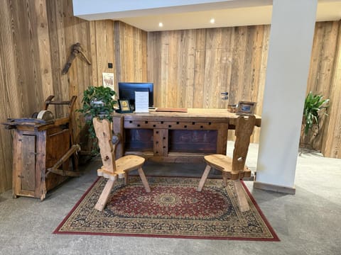 Lobby or reception, Lounge or bar