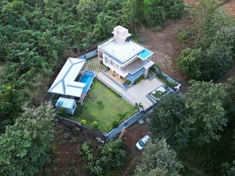 Facade/entrance, Bird's eye view, Garden, Garden view