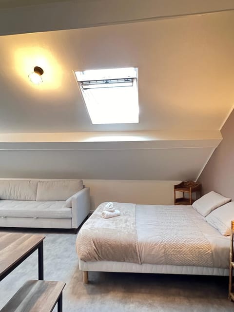 Living room, Seating area, Bedroom