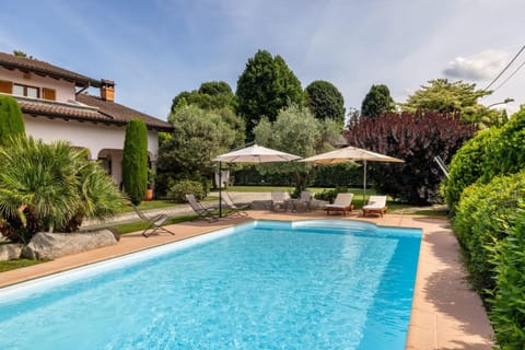 Villa Rosa - Harmonious and Welcoming Villa in Canton of Ticino