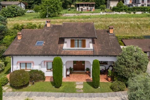 Villa Rosa - Harmonious and Welcoming Villa in Canton of Ticino