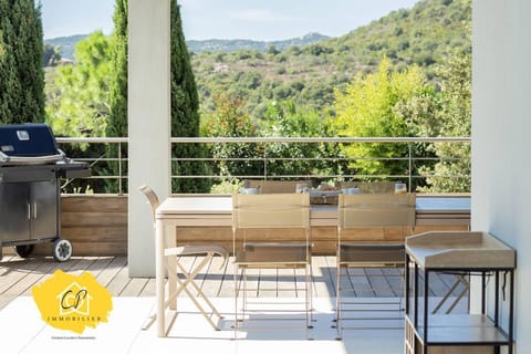 Villa d’exception 4 chambres, piscine, vue mer Villa in Porto-Vecchio