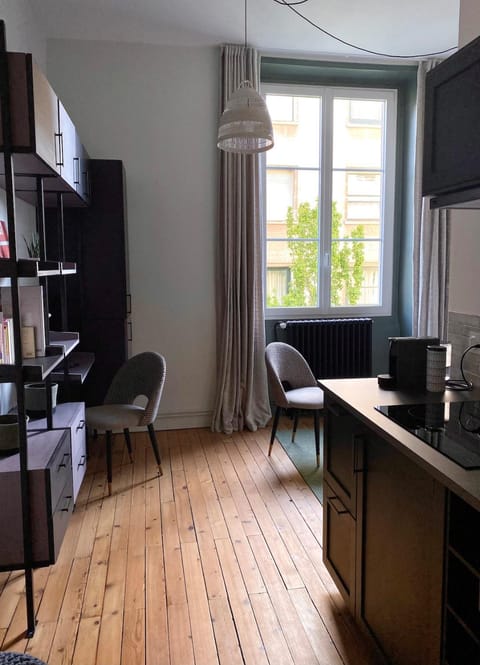 Kitchen or kitchenette, stove