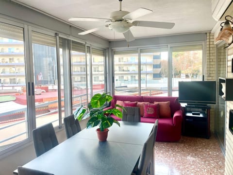 TV and multimedia, Living room, Dining area