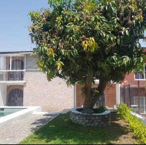 Urban Amacuzac House in State of Morelos