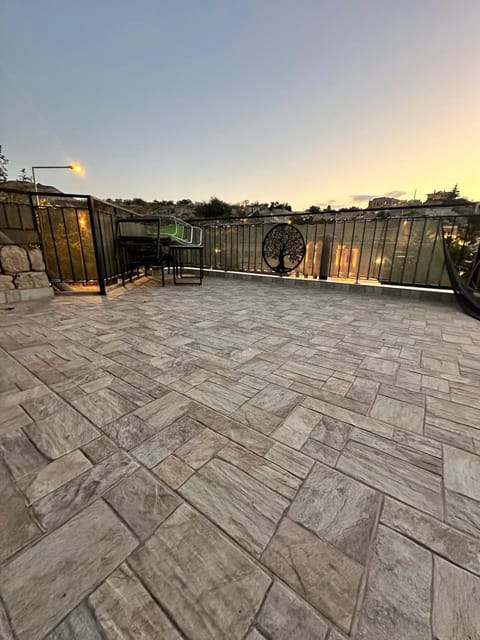 View (from property/room), Balcony/Terrace