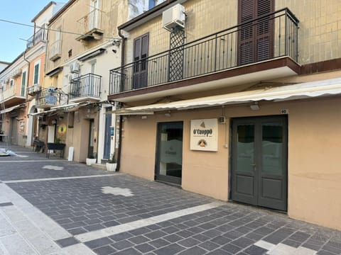 Property building, Day, Neighbourhood, Street view, Location