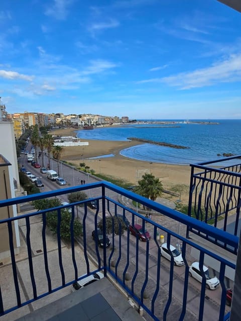 Natural landscape, View (from property/room), Balcony/Terrace, Beach, Sea view, Parking