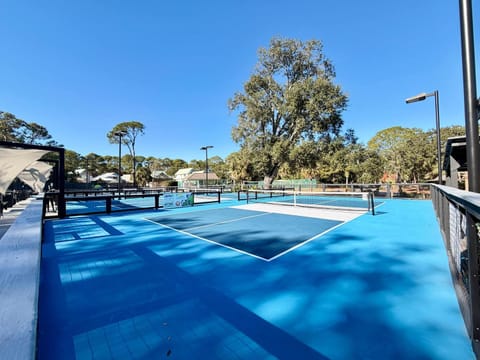 Sensational Sea Pines South Beach 4 bed 2 ba Villa Apartment in Hilton Head Island