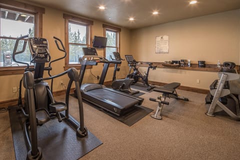 22 Lower Cascade Ridge House in Big Sky