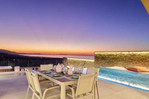 Natural landscape, View (from property/room), Balcony/Terrace, Sea view, Swimming pool