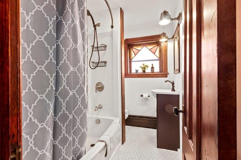 The Grandview, Catskill NY House in Catskill