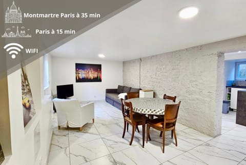 Communal lounge/ TV room, TV and multimedia, Living room, Seating area, Dining area, heating