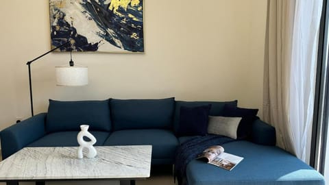 Светлая и просторная квартира Apartment in Al Sharjah