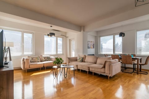 View (from property/room), Living room, Quiet street view
