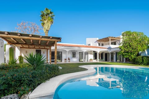 All About Villa Jori Villa in Costa del Sol
