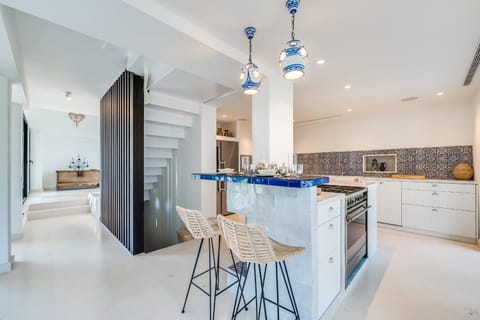 All About Villa Jori Villa in Costa del Sol