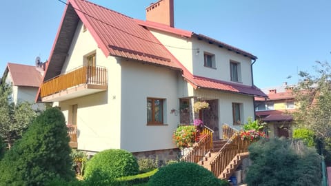 Property building, Spring, Day