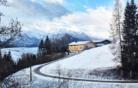 Property building, Day, Natural landscape, Winter, Mountain view