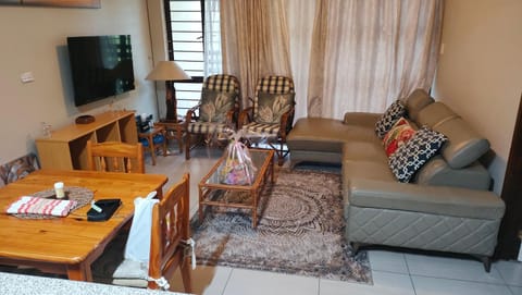 Living room, Evening entertainment