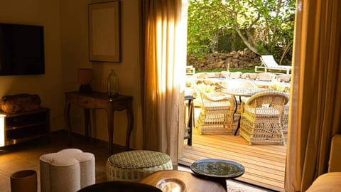 Domaine de Gialla Bergerie Figa, 2 pers, piscine chauffée, 10 mn plage Villa in Zonza