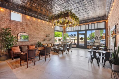 The Eastland Historic Hotel- Hondo Room Hotel in Texas