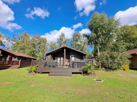 Bunting Lodge, 21 Duck Lake House in Tattershall