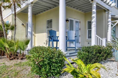 The Dolphins of Salt Run House in Saint Augustine