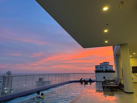 Property building, Natural landscape, View (from property/room), Pool view, Sea view, Swimming pool, Sunrise, Sunset
