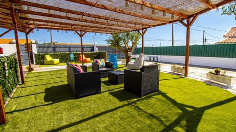 Facade/entrance, Off site, Garden, Decorative detail, Seating area, Time of day
