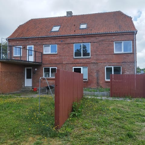 Property building, Garden view