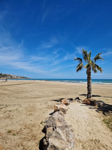 Nearby landmark, Day, Natural landscape, Beach, Sea view