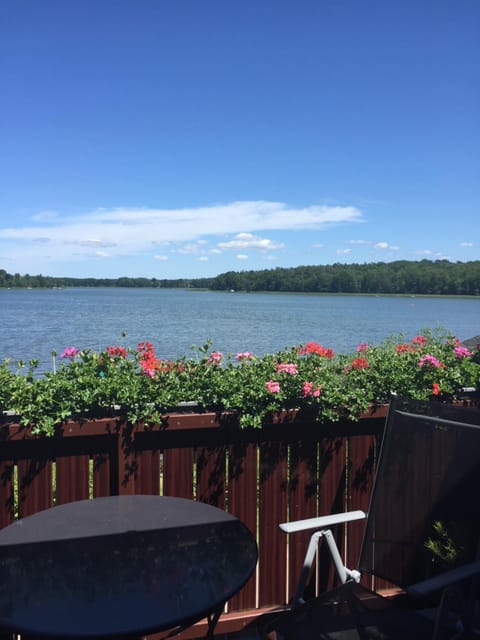 Balcony/Terrace, Balcony/Terrace, Lake view