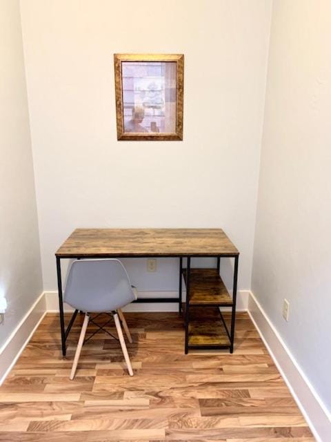 LG Lofts - 2 bedroom unit in Kiel close to Road America Elkhart Lake Apartment in Kiel